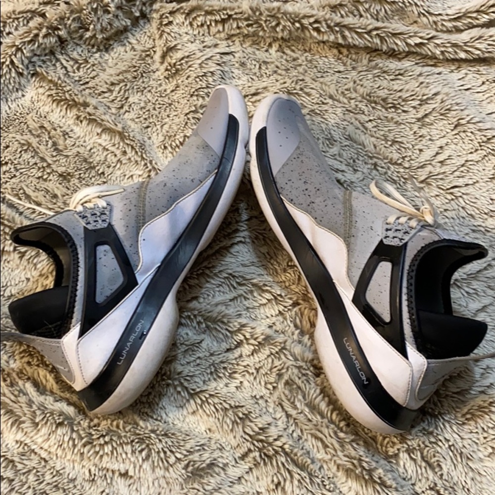 Jordan fly 89 Wolf grey size 10